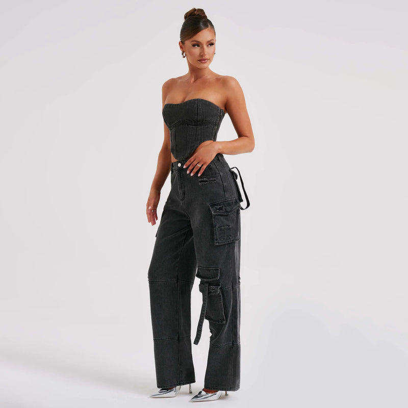 Elegantly Styled Pants for Everyday Wear