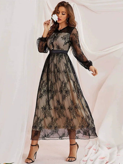 Classic Vintage Dress with a Flattering Fit