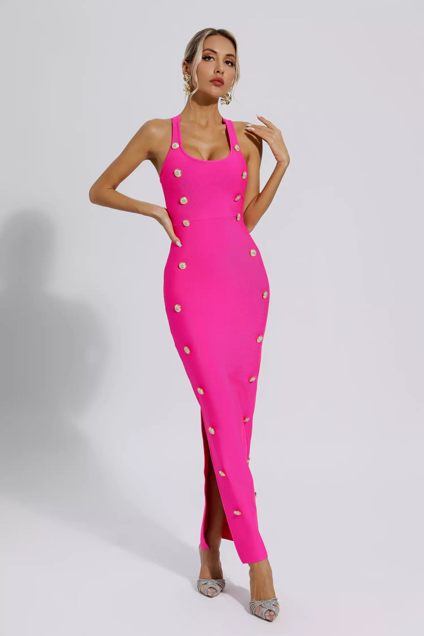Effortlessly Elegant Dress with a Timeless Design