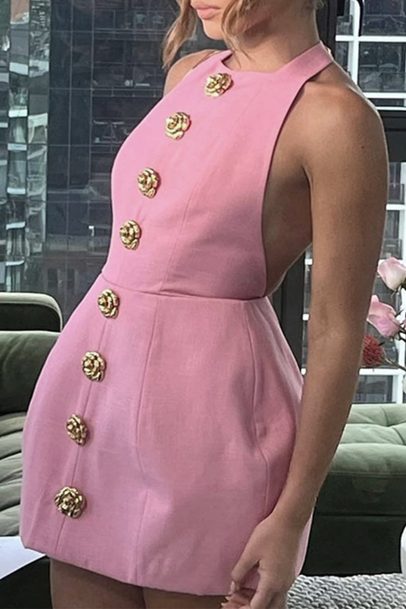 Beautifully Crafted Dress in a Classic Style
