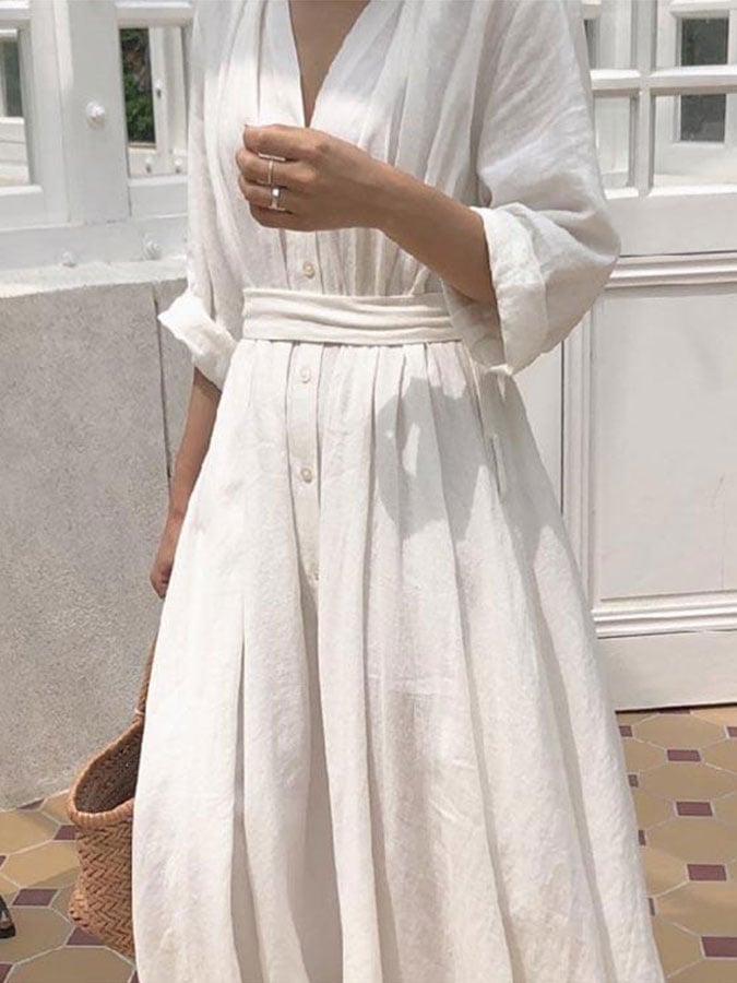 Sophisticated Dress with a Clean Classic Look