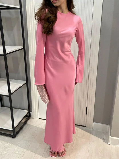 Polished Dress with an Effortless Classic Look