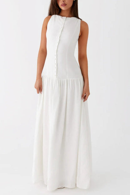 Beautifully Finished Dress in a Timeless Design