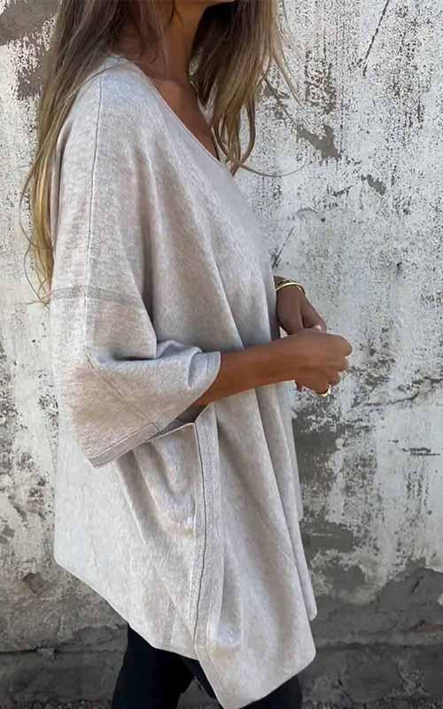 Effortlessly Elegant Top with a Timeless Design