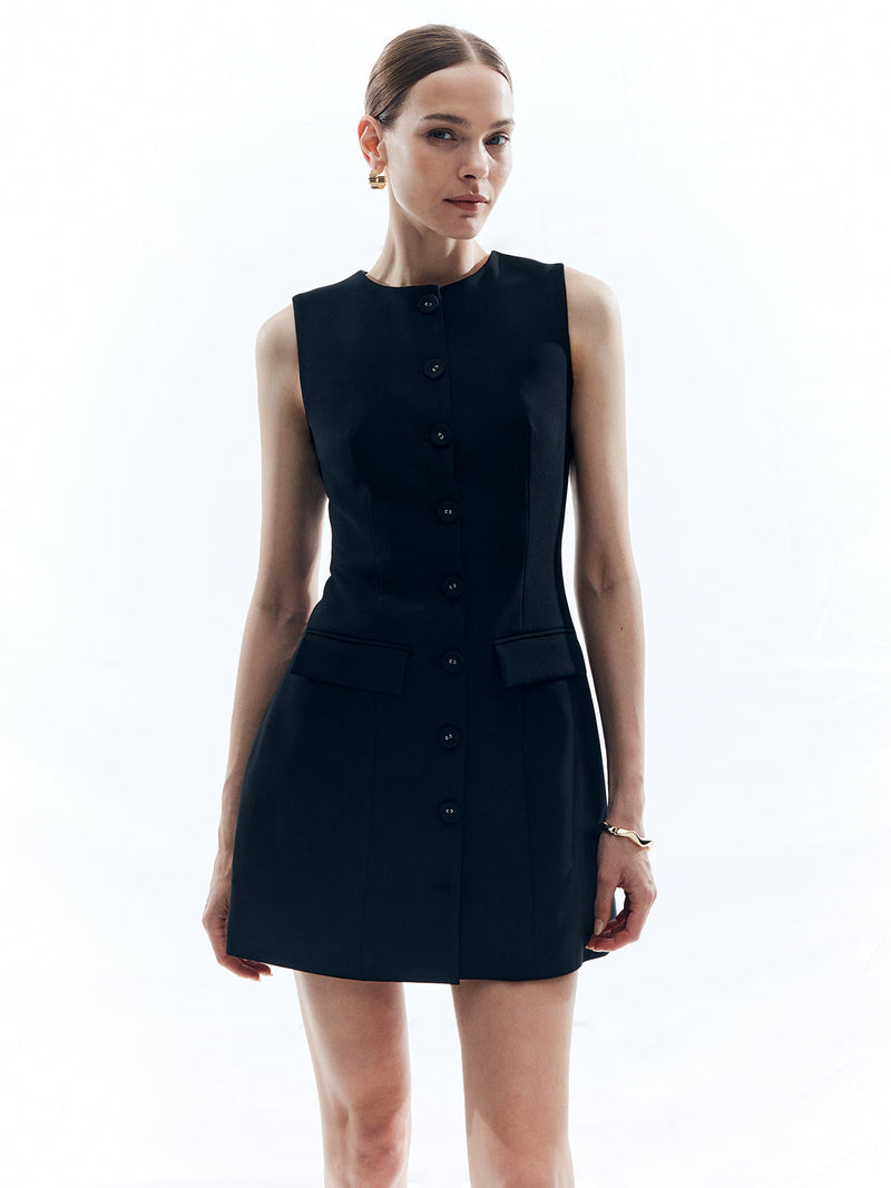 Gracefully Styled Dress for Any Occasion
