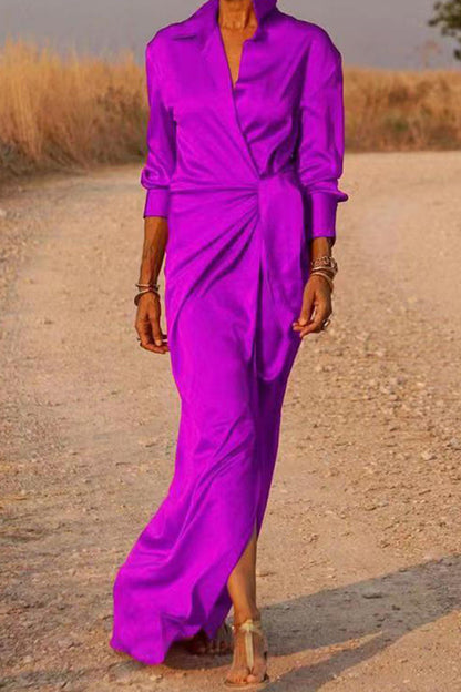 Beautifully Finished Dress in a Timeless Design