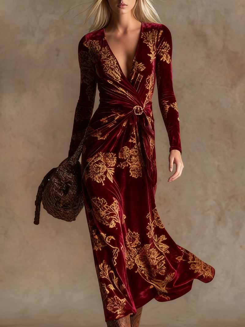 Classic Vintage Dress with a Flattering Fit