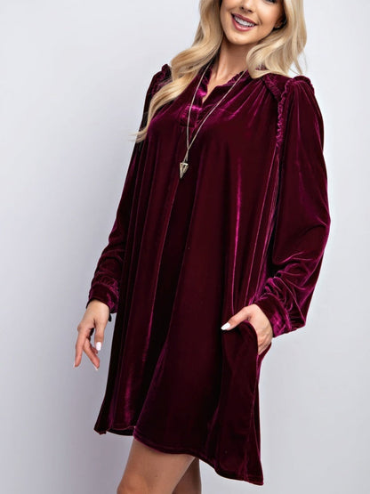 Beautifully Crafted Dress in a Classic Style