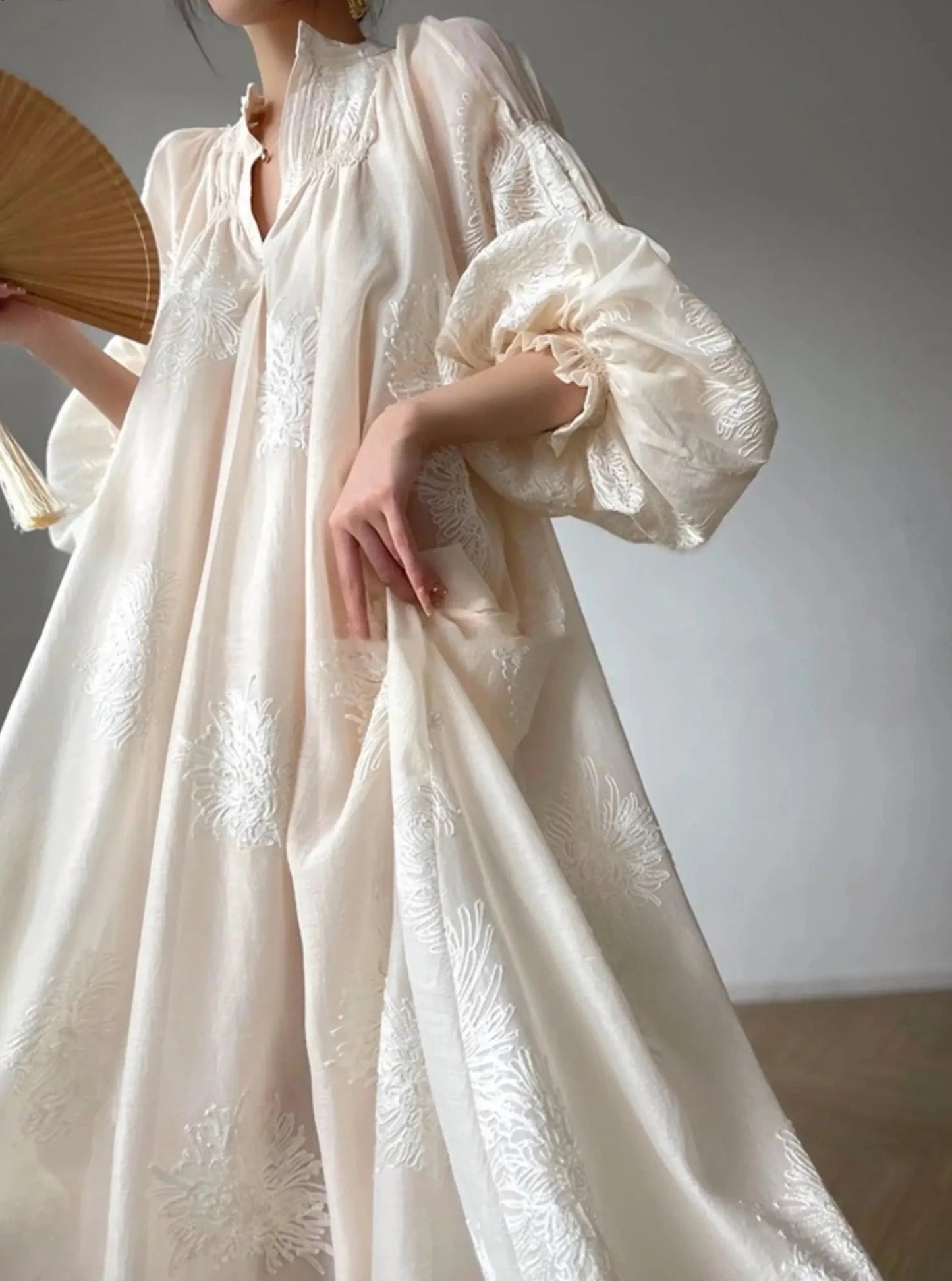 Classic Vintage & Enduringly Stylish Dress