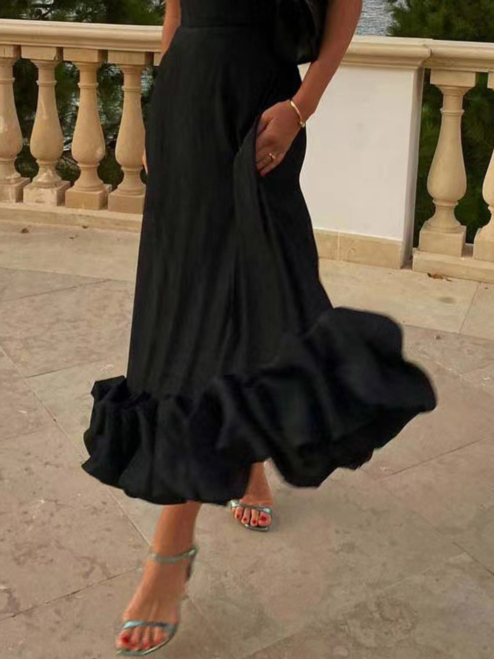 A Vintage Style Dress with Delicate Timeless Details