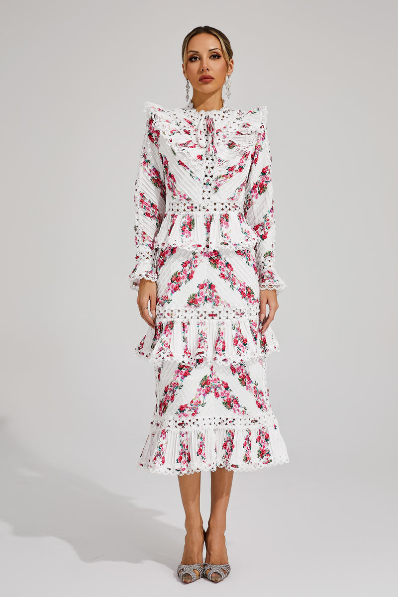 Sophisticated Dress with a Clean Classic Look