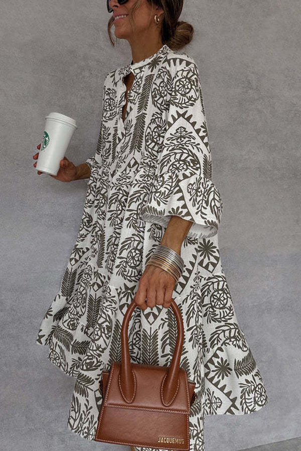 Effortlessly Elegant Dress with a Timeless Design
