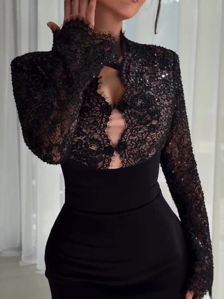Well Tailored Dress with a Graceful Silhouette