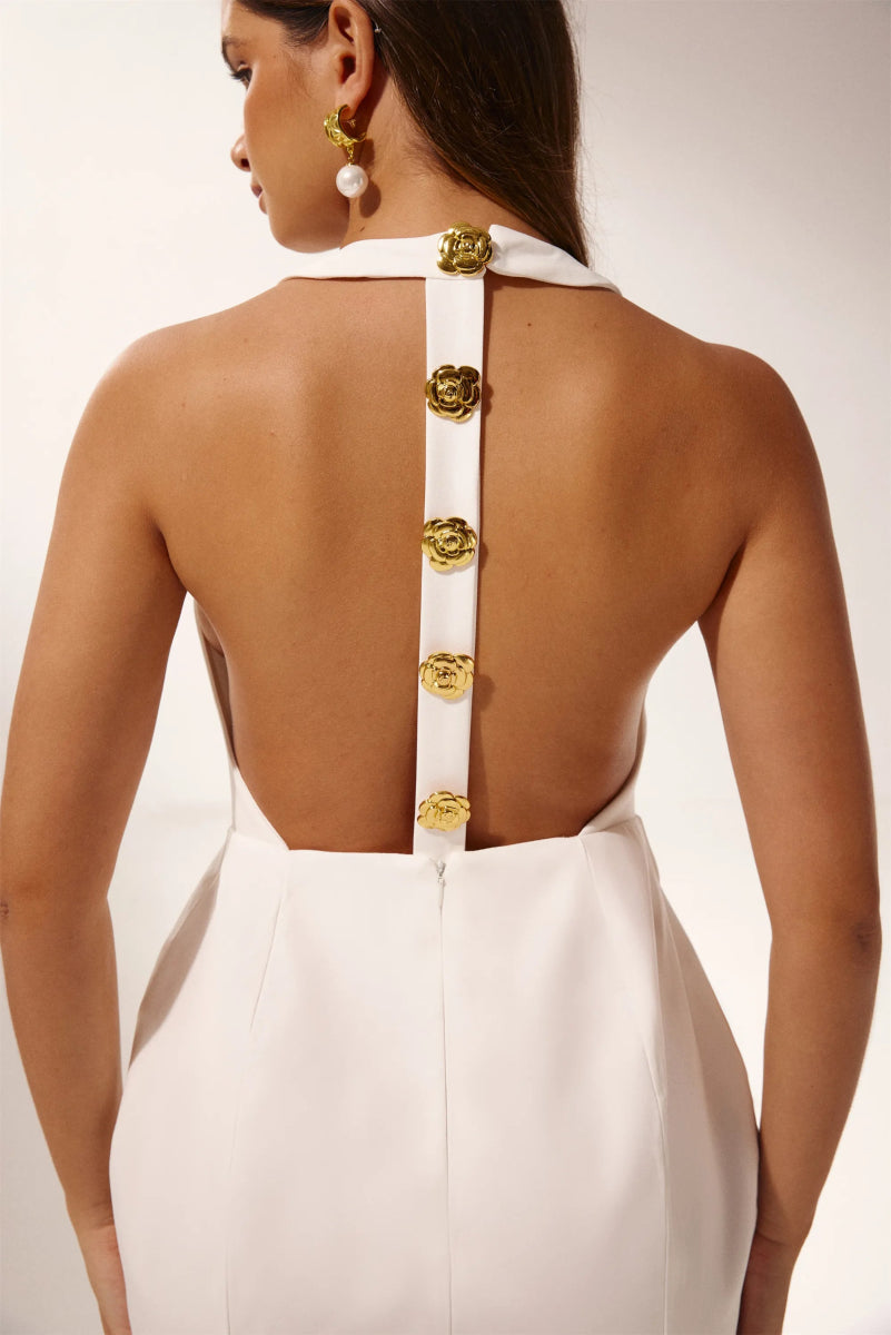 Beautifully Crafted Dress in a Classic Style
