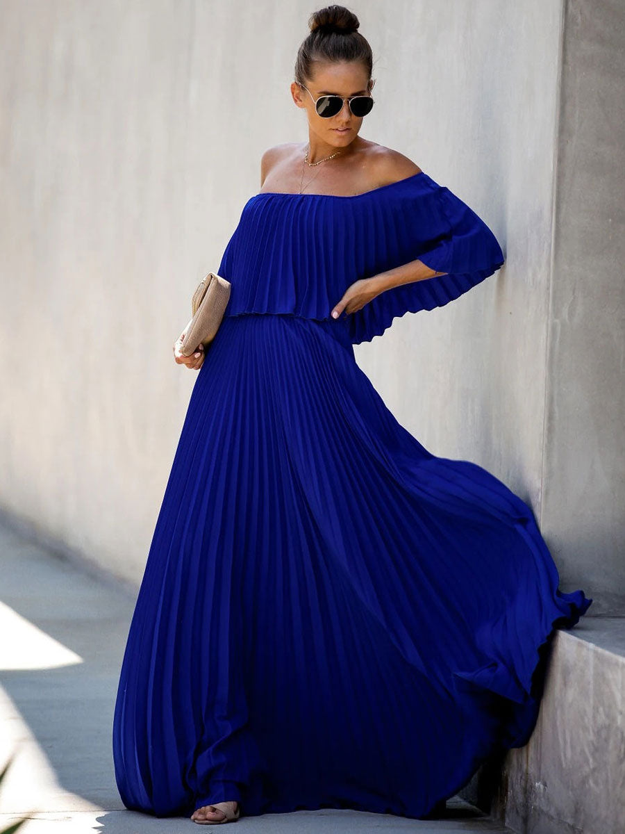 Beautifully Finished Dress in a Timeless Design
