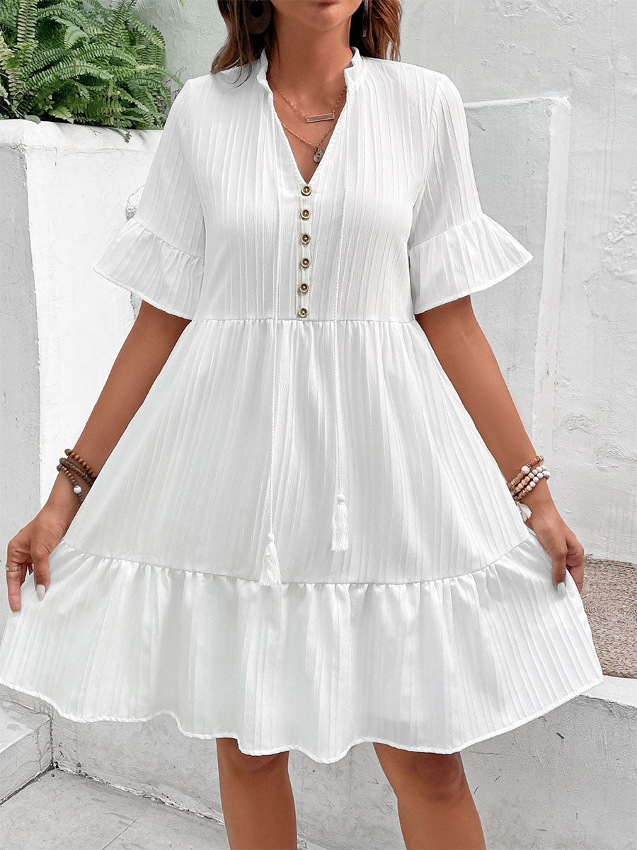 Gracefully Styled Dress for Any Occasion