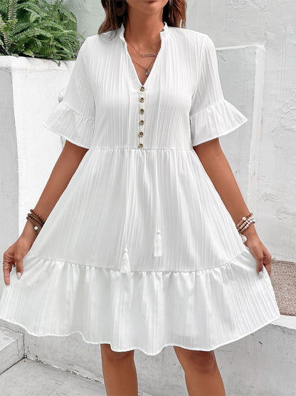 Gracefully Styled Dress for Any Occasion