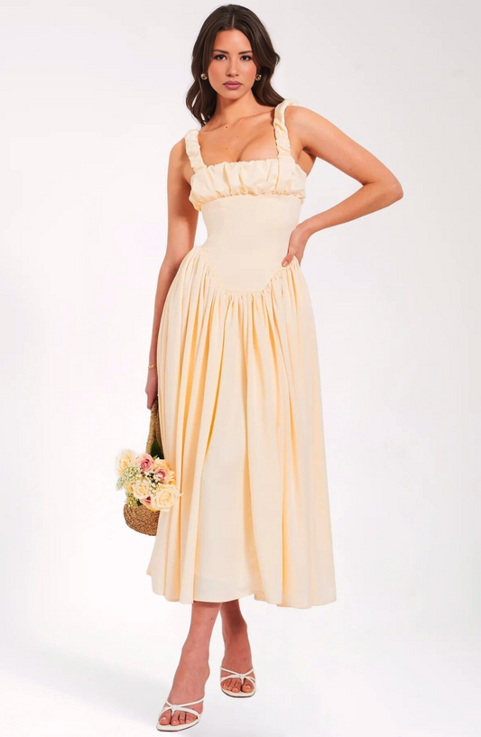 Classic Vintage Dress with a Flattering Fit