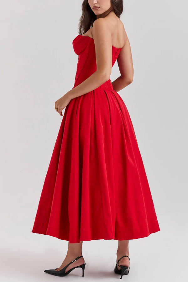 Beautifully Crafted Dress in a Classic Style