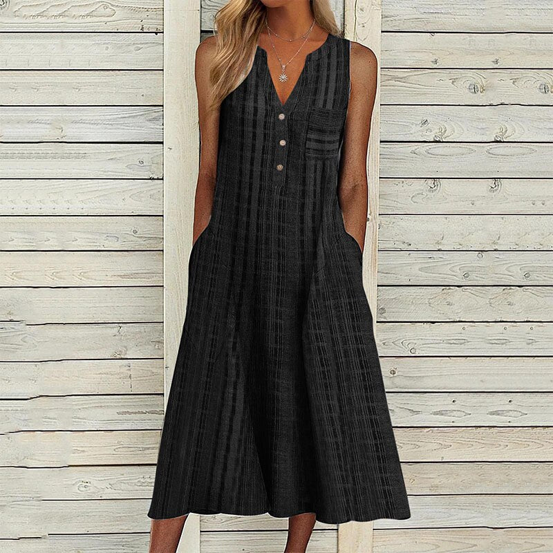 Beautifully Finished Dress in a Timeless Design