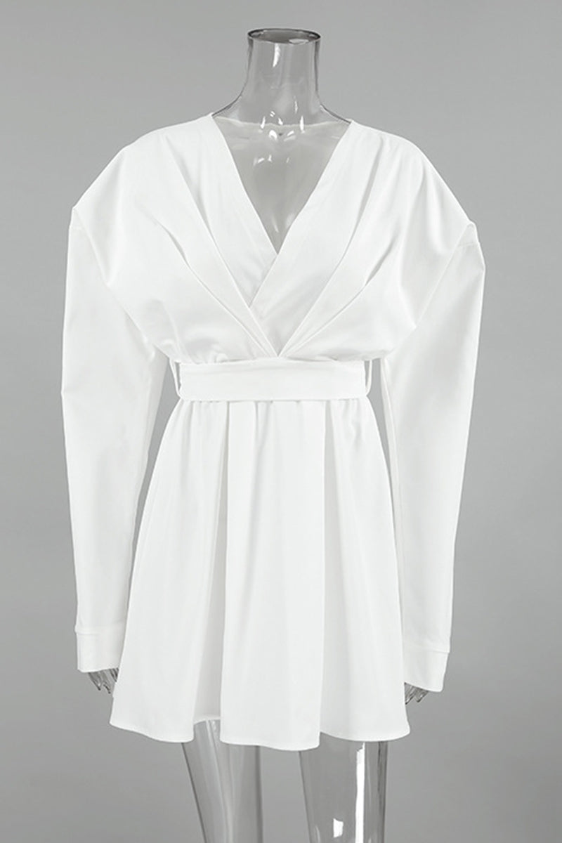 Beautifully Finished Dress in a Timeless Design