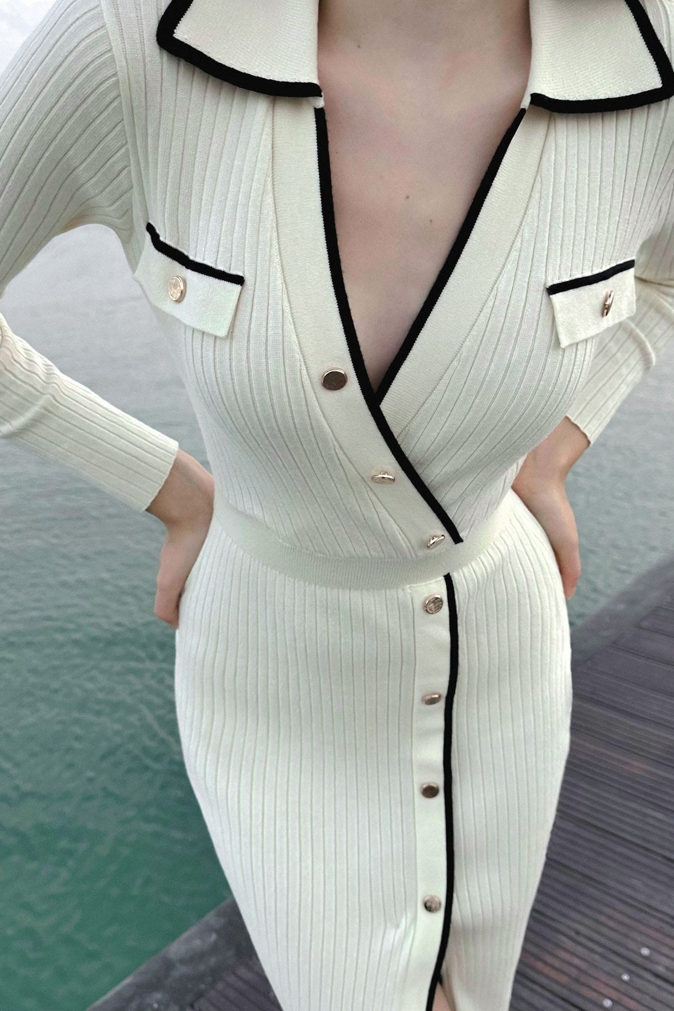 Gracefully Styled Dress for Any Occasion