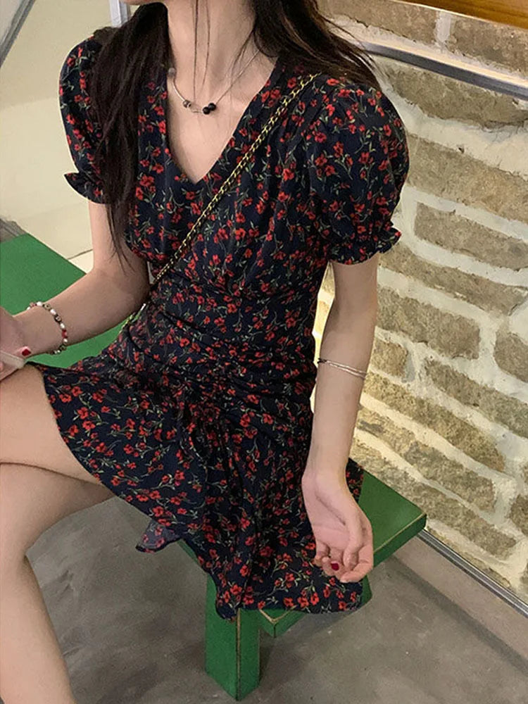 Classic Vintage & Enduringly Stylish Dress