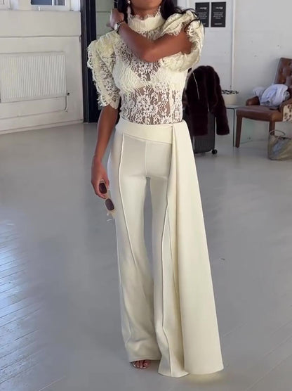 Effortlessly Elegant Pants with a Timeless Design