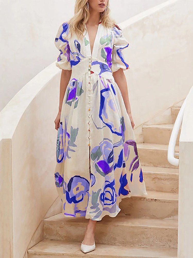 Beautifully Finished Dress in a Timeless Design