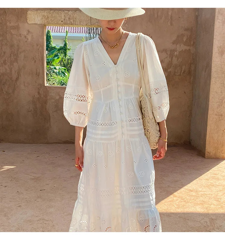 Sophisticated Dress with a Clean Classic Look