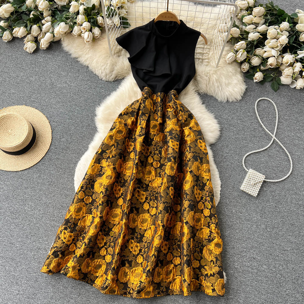 Classic Vintage & Enduringly Stylish Dress