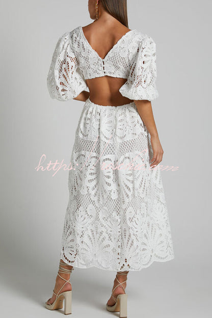 Classic Vintage & Enduringly Stylish Dress