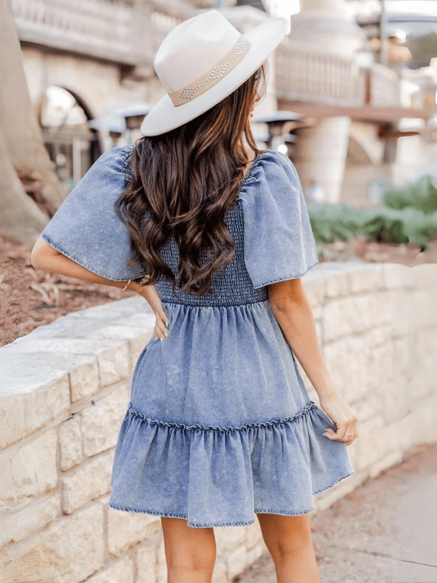 Polished Dress with an Effortless Classic Look
