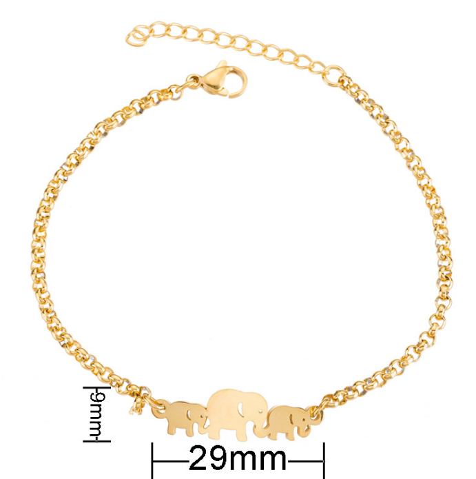 Classic Gold Bracelet with Timeless Appeal