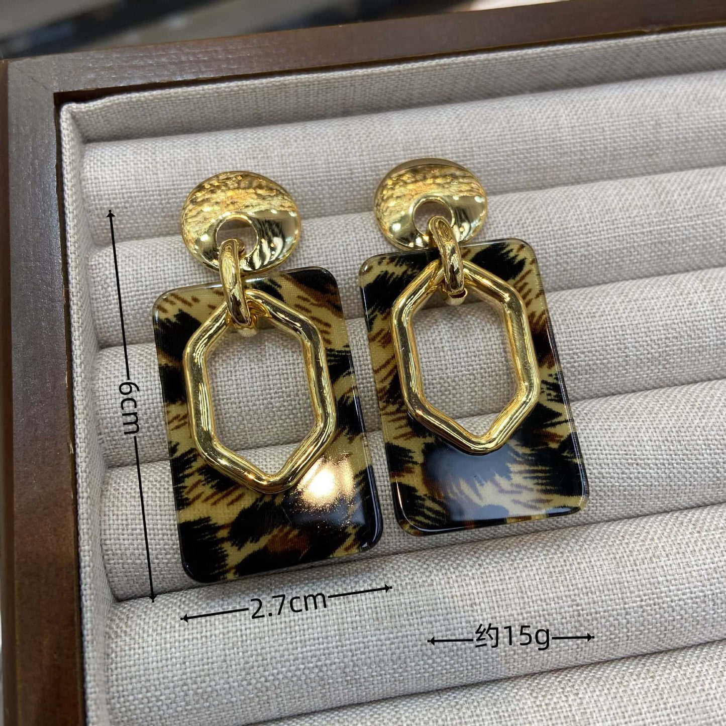 Elegant Earring for Every Occasion