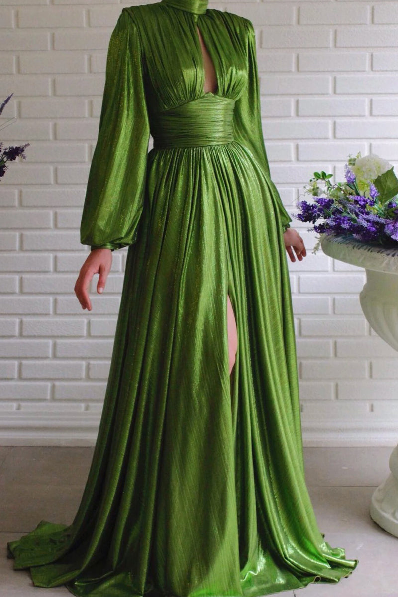 Polished Dress with an Effortless Classic Look