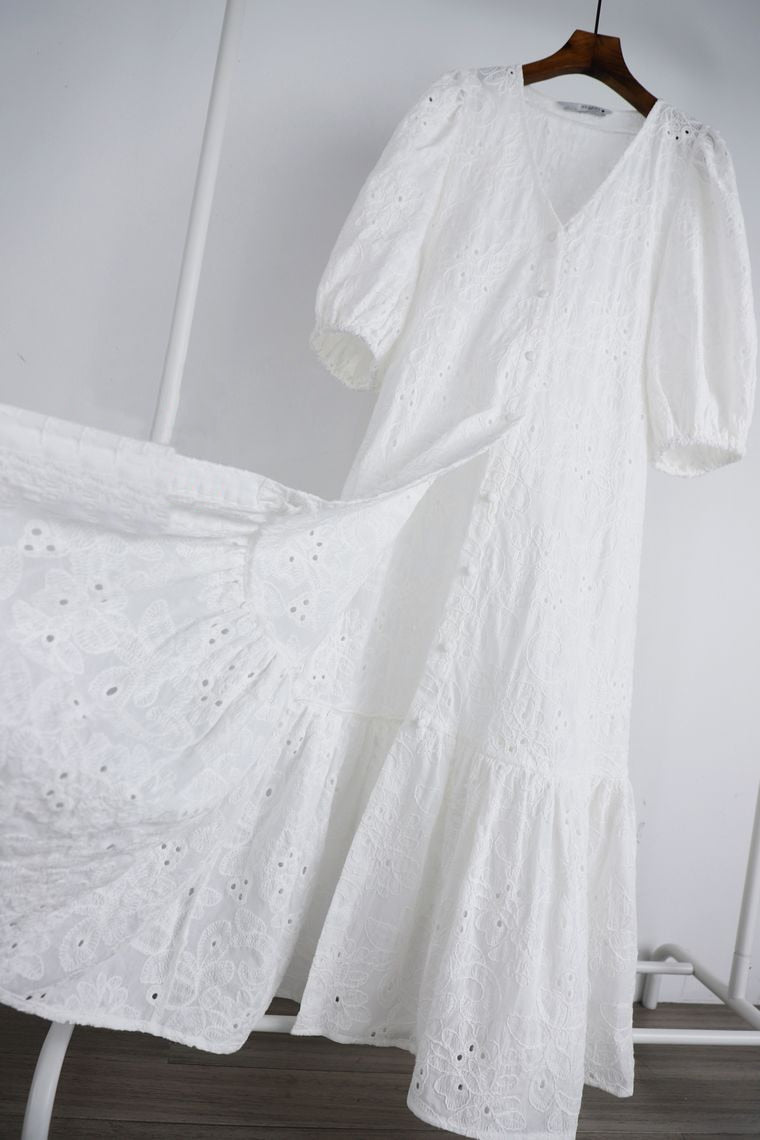 Beautifully Crafted Dress in a Classic Style