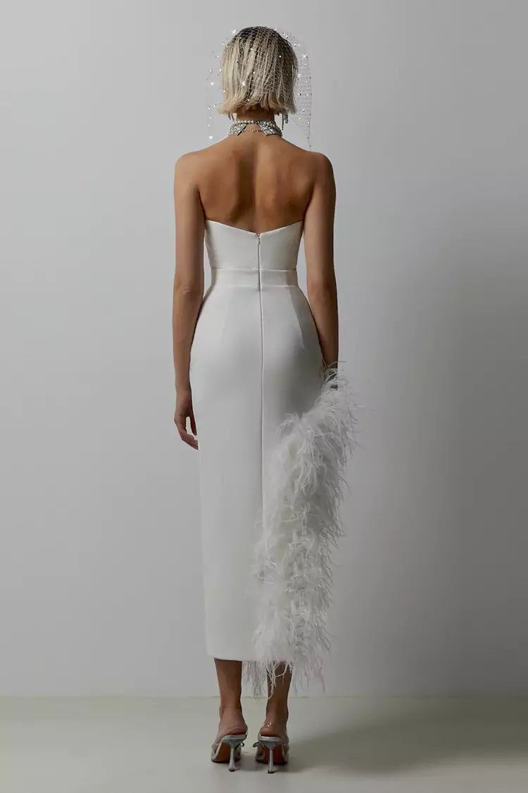 Beautifully Crafted Dress in a Classic Style