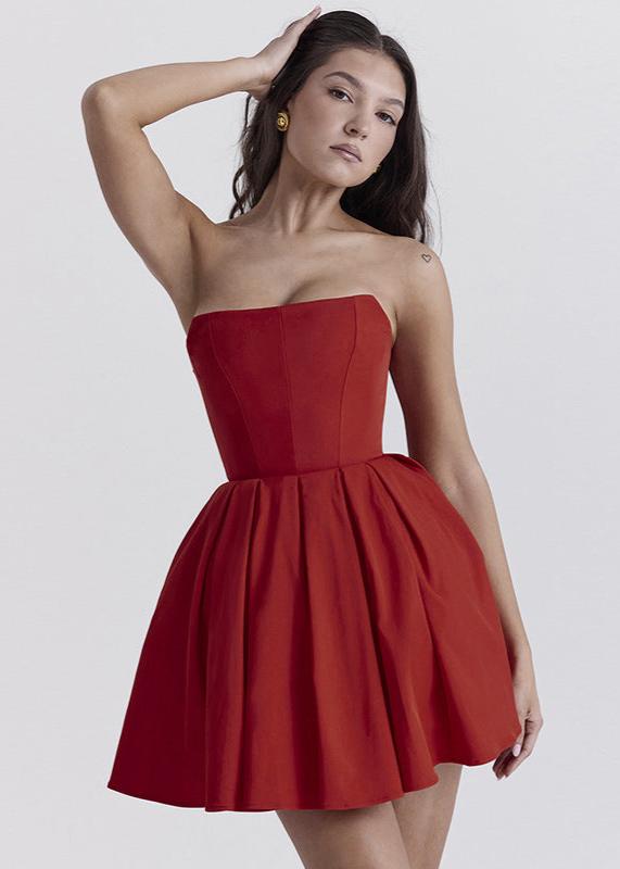 Gracefully Styled Dress for Any Occasion