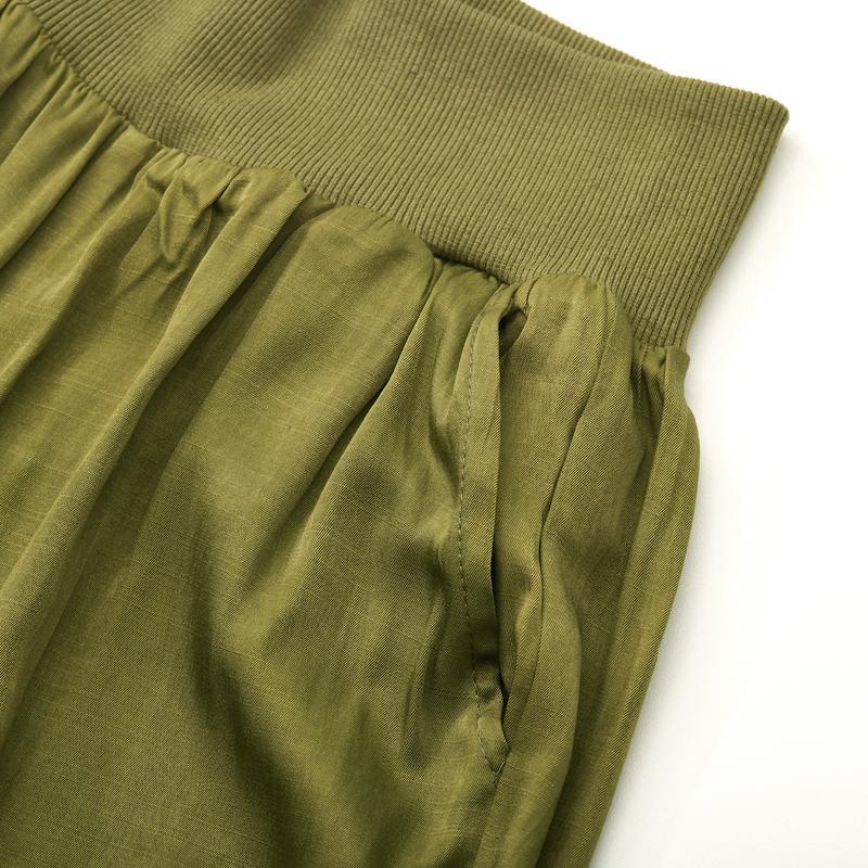 Sophisticated Pants with a Clean Classic Look