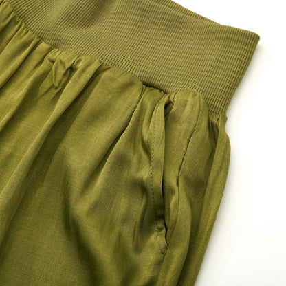 Sophisticated Pants with a Clean Classic Look