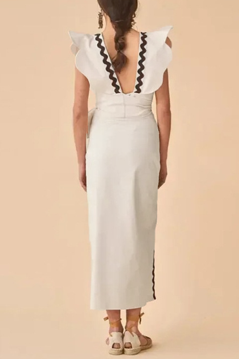 Polished Dress with an Effortless Classic Look