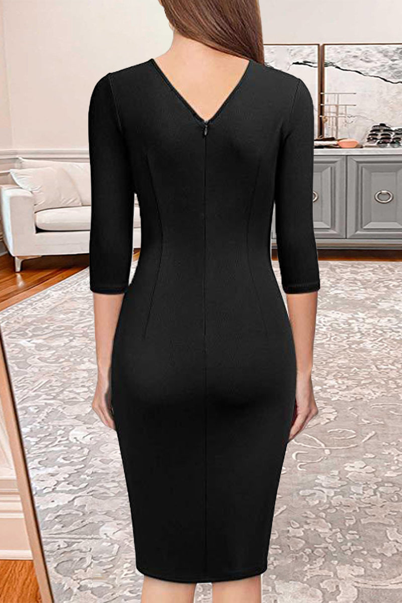 Effortlessly Elegant Dress with a Timeless Design