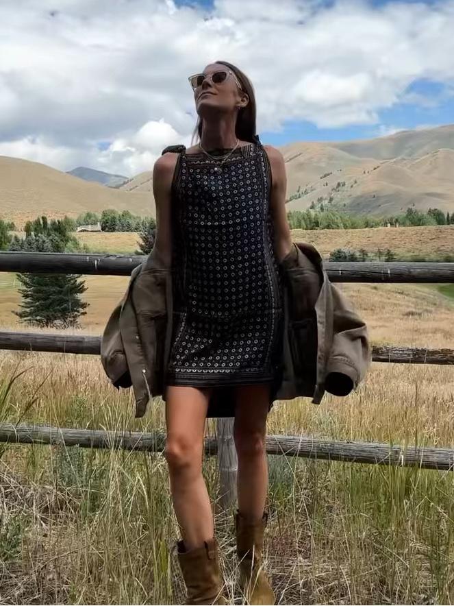 Elegantly Styled Dress for Everyday Wear