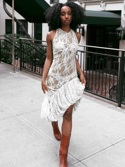 Sophisticated Dress with a Clean Classic Look