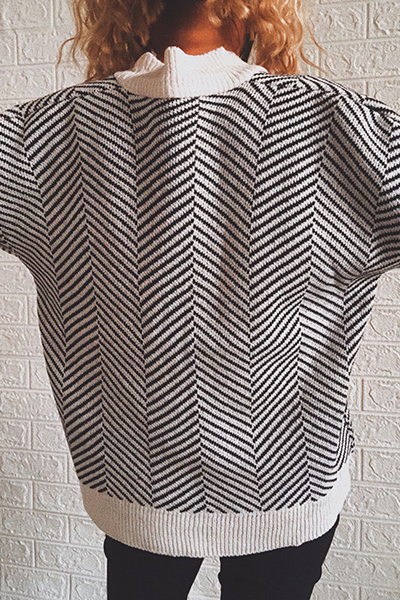 Beautifully Finished Sweater in a Timeless Design