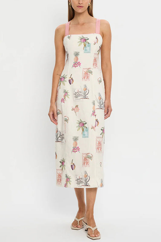 Effortlessly Elegant Dress with a Timeless Design