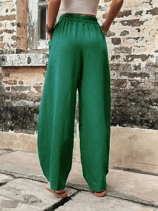 Beautifully Finished Pants in a Timeless Design