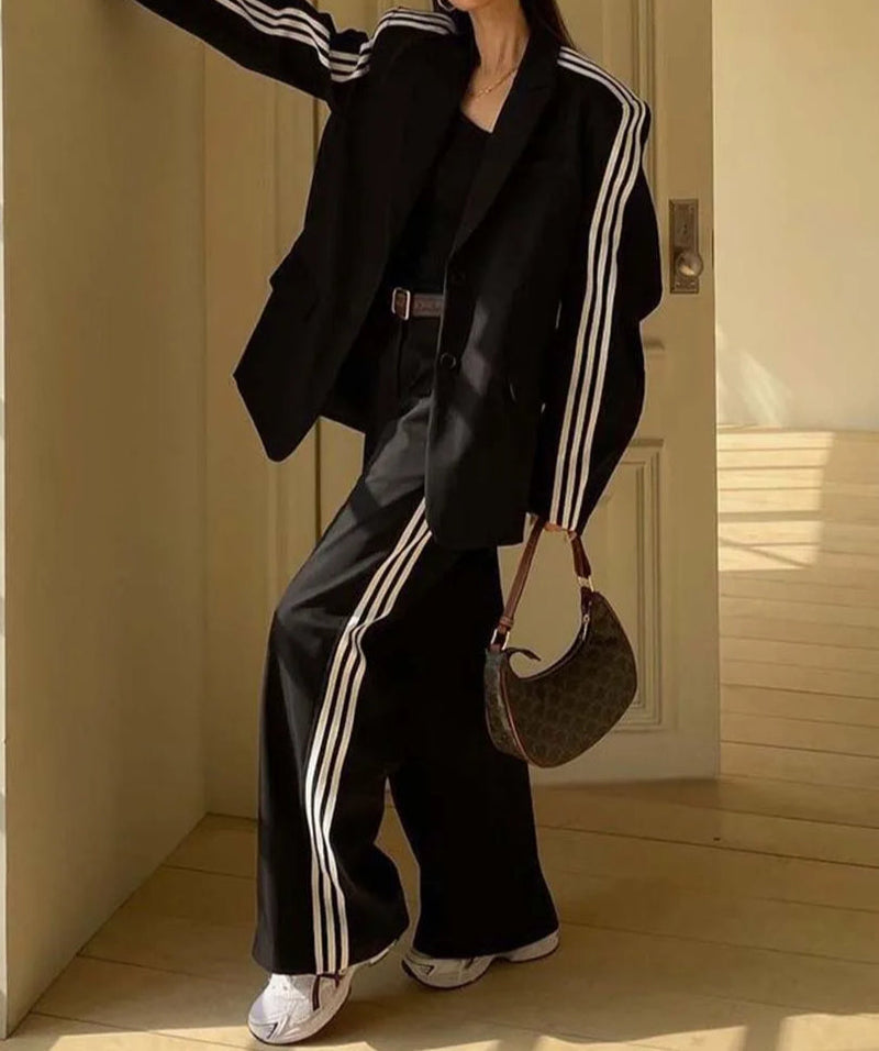 Polished Trousers with an Effortless Classic Look