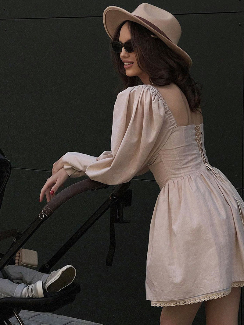 Beautifully Finished Dress in a Timeless Design